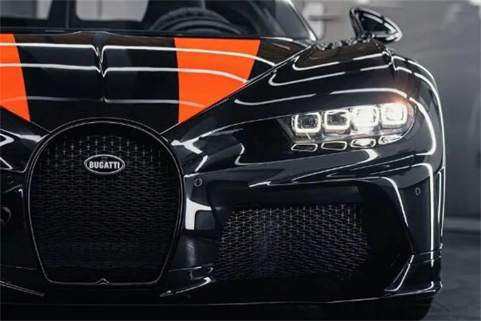 世界上最快的汽车 加迪威龙Super Sport(时速434公里)