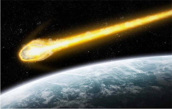 2013年俄罗斯上空陨石被UFO击毁 是真是假（假的）