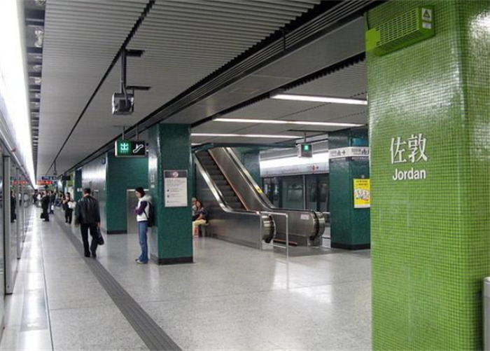 香港的地铁之上 为啥没有安全检查？（地铁检查）