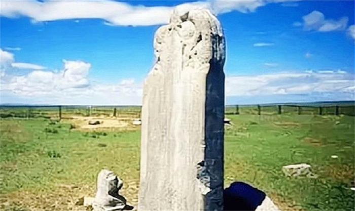 俄罗斯发现我国石碑 居然和乾隆有关（天子权威）