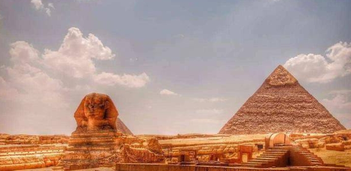 古埃及人修“金字塔”时，中国人在做什么？考古学家：老祖宗厉害