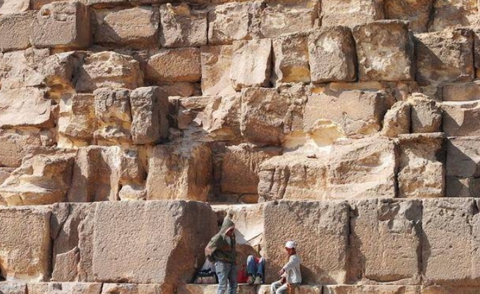 古埃及人修“金字塔”时，中国人在做什么？考古学家：老祖宗厉害