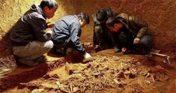 中国古墓最多的地方  若没有千八百年的古墓 外出讲话都毫无底气
