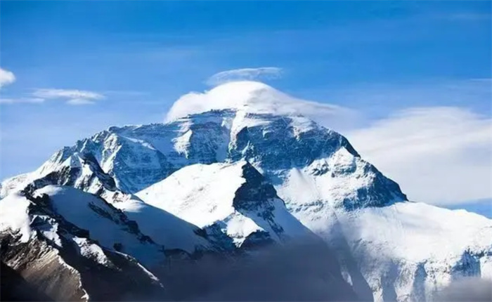 珠穆朗玛峰真的是地球上最高的山峰吗  实际上并不绝对