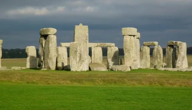 世界未解之谜——史前建筑“巨石阵”