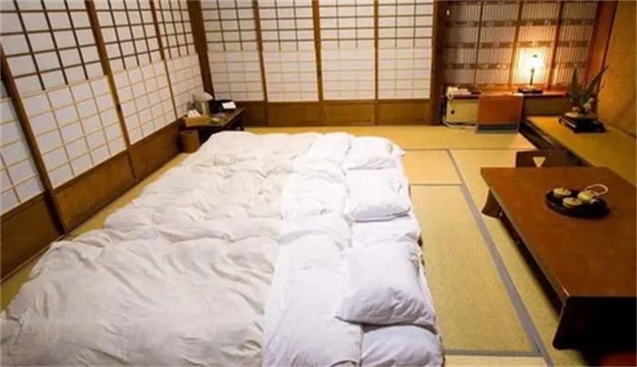 日本人喜欢睡地板 这是怎么回事？（日本习惯）