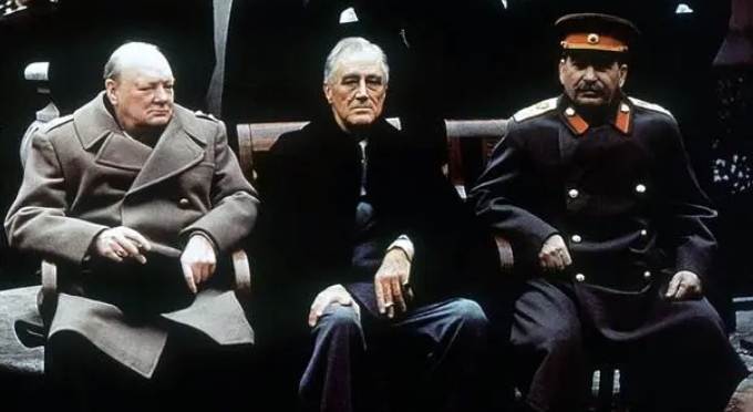 斯大林在雅尔塔会议上高明的外交手腕（上）