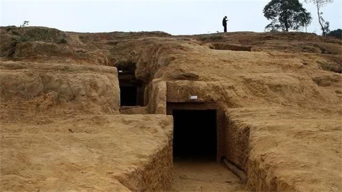 江苏发现了一个千年古墓 居然没有文物出土（古墓文物）