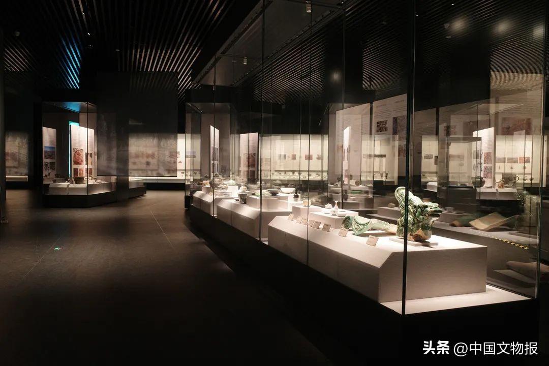 “繁星盈天——中国百年百大考古发现展”开幕