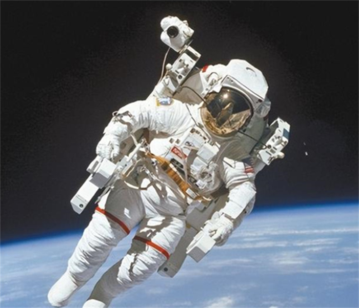 宇航员在太空当中 为什么会有一种恐惧感（太空旅行）