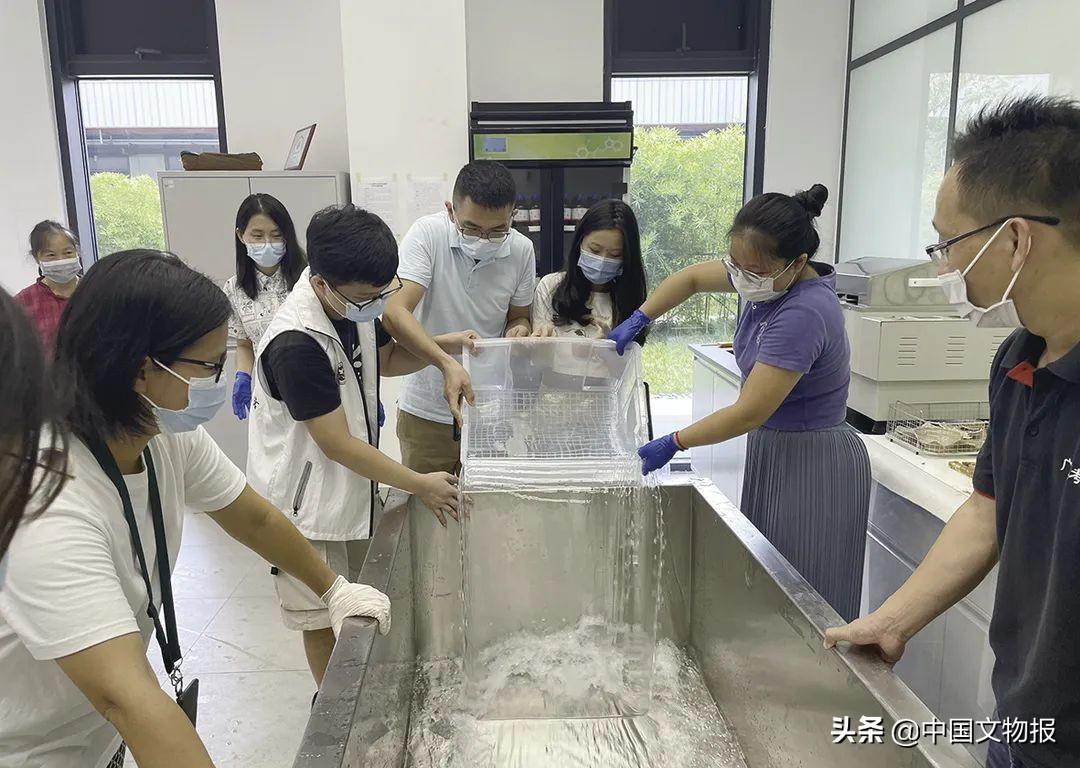 “我在南汉二陵博物馆修文物”系列公众考古活动实践与思考