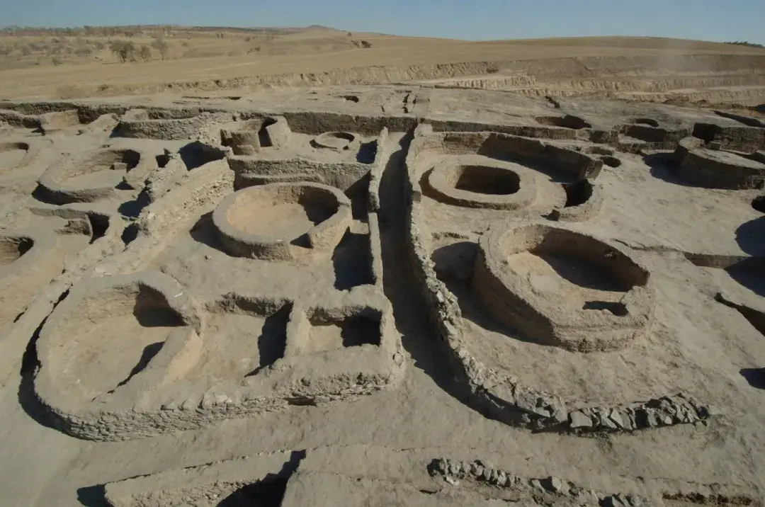 中国考古百年 | 内蒙古考古一百年：发挥北疆考古优势，讲好民族交融故事