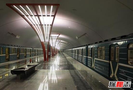 神秘的莫斯科地铁2号线，实则俄罗斯重要军事指挥中心