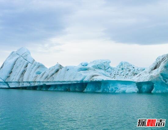 科学揭秘冰湖一夜神秘消失之谜，湖底因冰裂产生巨大裂缝