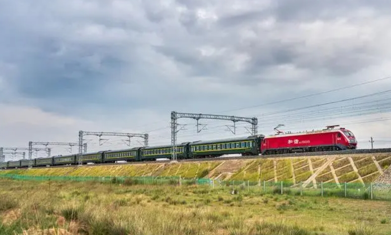中国铁路技术领先世界，为什么青藏铁路的火车头却要从美国进口？