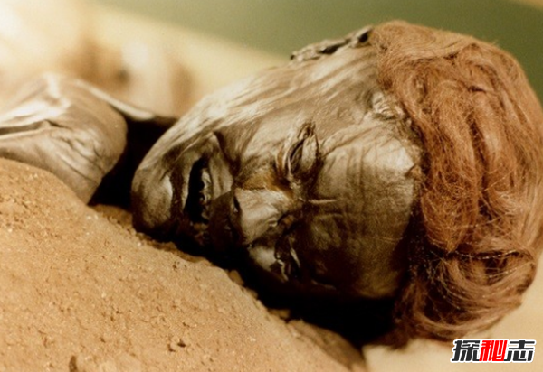 颠覆历史的十大考古发现,罗马浴室现100具腐烂婴儿尸骨