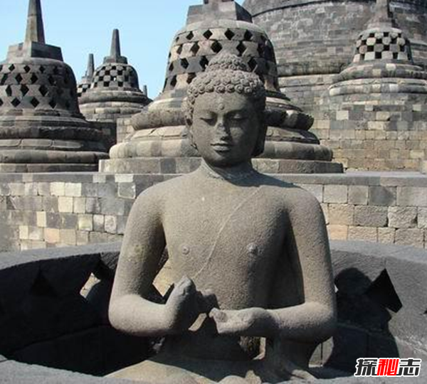 印尼千年佛坛之谜,千年不朽至今无人能懂