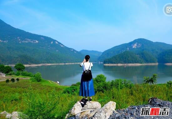 桂林阳朔神秘消失的湖，犀牛湖一夜间消失(水底有暗河)