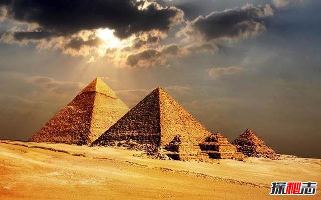 金字塔是人类建造的吗?金字塔石板里面发现人类头发