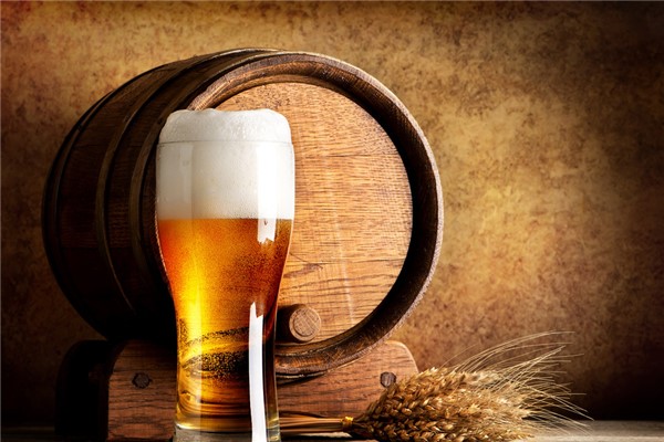 啤酒度数一般多少度：一般原麦汁浓度8度（酒精度2.5度）