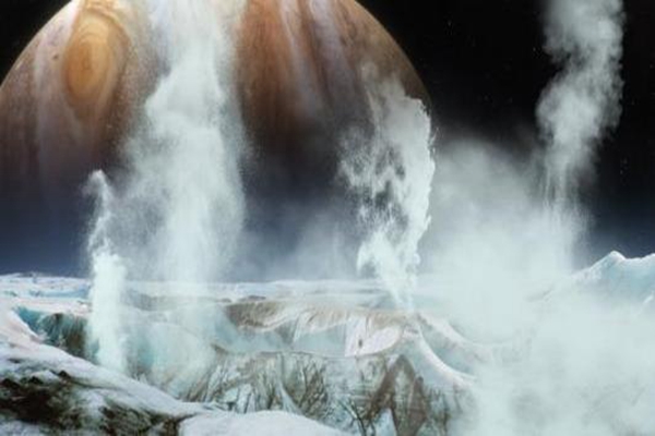 木卫二发现鲸鱼?NASA观测到惊人景象，木卫二上或存生命