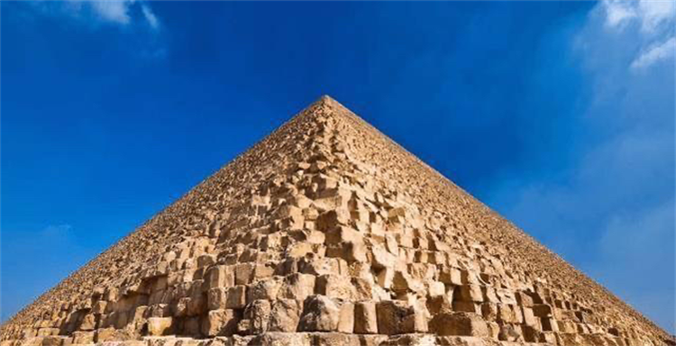 彻头彻尾的历史骗局 金字塔是现代人用水泥浇筑的（只是猜测）