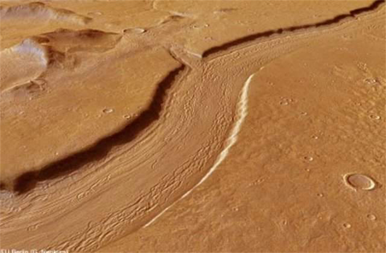 火星表面出现了哭泣的人面像 能否证明火星生命存在（无从考究）