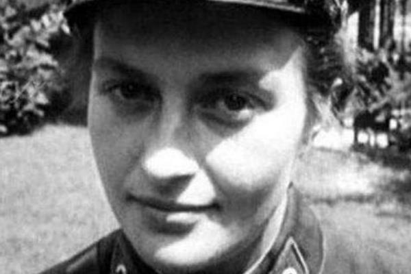 帕夫柳琴科:25岁就击毙309名德军(苏联第一女狙击手)