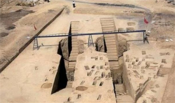 3000年前的一座古墓 发现了逆天的文物（古墓文物）