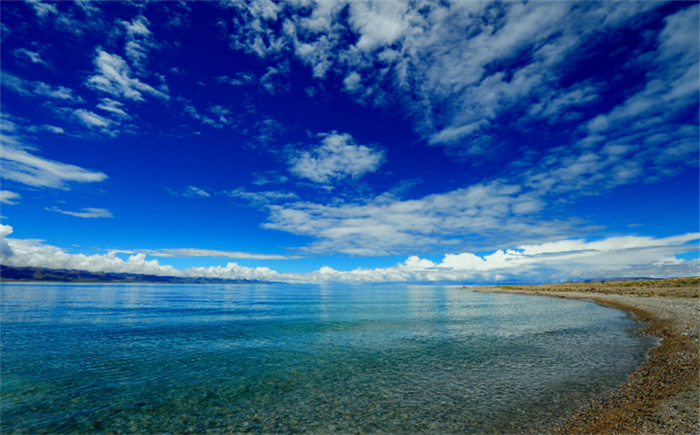 世界上最高的咸水湖 中国西藏纳木错湖（最大咸水湖）