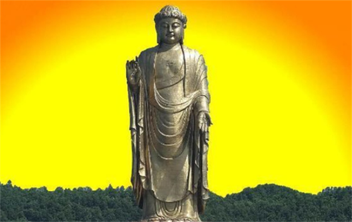 世界上最高的佛像 高度有108m（最高佛像）