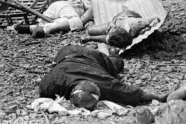 马尼拉大屠杀:日军短短一个月屠杀十万人(儿童也不放过)
