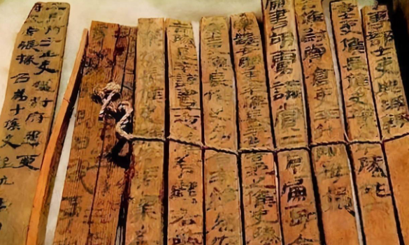 江西南昌发现大墓 居然还有上万件文物（海月侯墓）