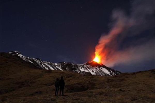 世界上最爆发最频繁的活火山 埃特纳火山（位于意大利）