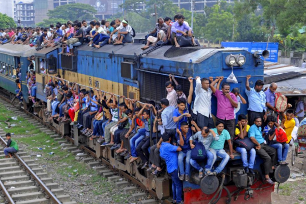 印度扒火车要买票吗：无需买票扒火车奇观已成为过去式