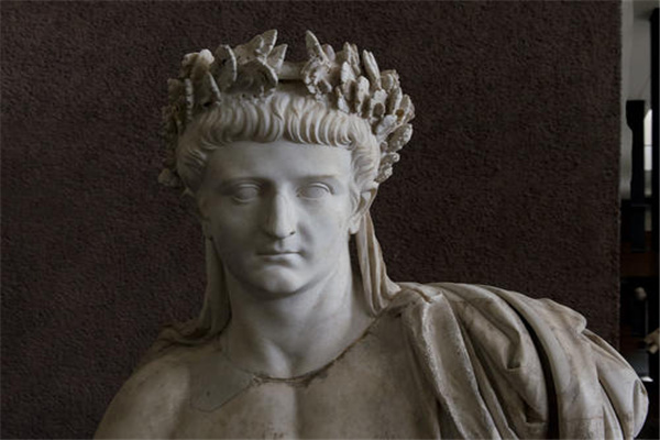 罗马四大暴君：罗马亡国之君尼禄（杀害母亲和妻子）