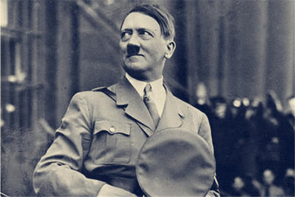 阿道夫·希特勒为什么恨犹太人：被反犹主义教育洗脑