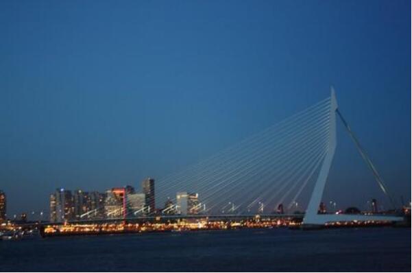 欧洲最大的港口:鹿特丹，面积100多平方公里(欧洲门户)