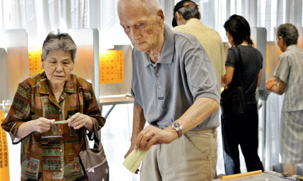 日本的老人究竟有多惨 只能在养老院去世（日本养老）