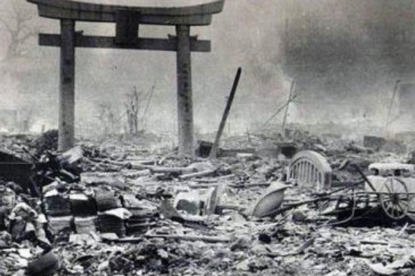 美国向日本投原子弹原因：尽快结束二战(测试原子弹威力)