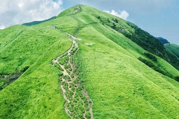 武功山在哪里?武功山是江西五大高山之一(五A级景区)