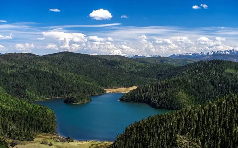 世界上蓄水量最多的湖泊排名 前四名分别是（里海居第一）