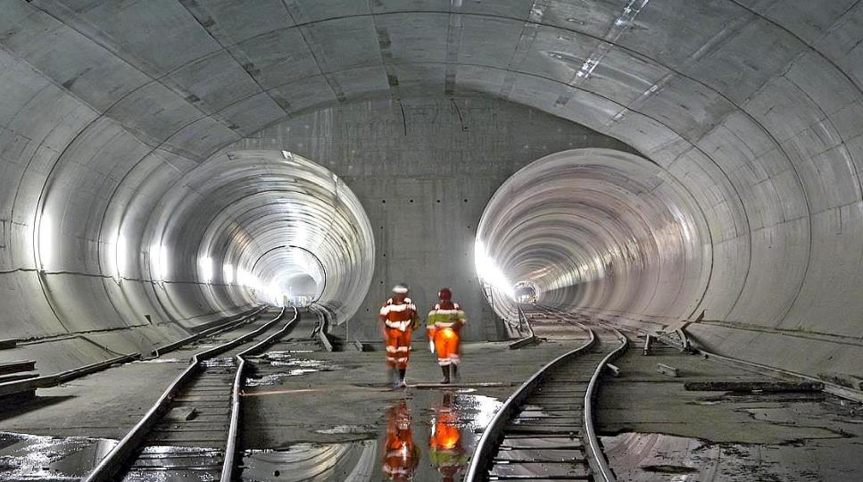 世界三大最长的铁路隧道 排行榜（全球最长）