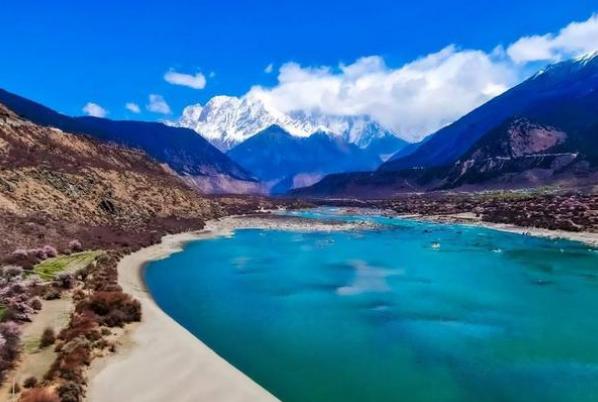 世界上最大的大峡谷 雅鲁藏布江大峡谷(全长504.6千米)