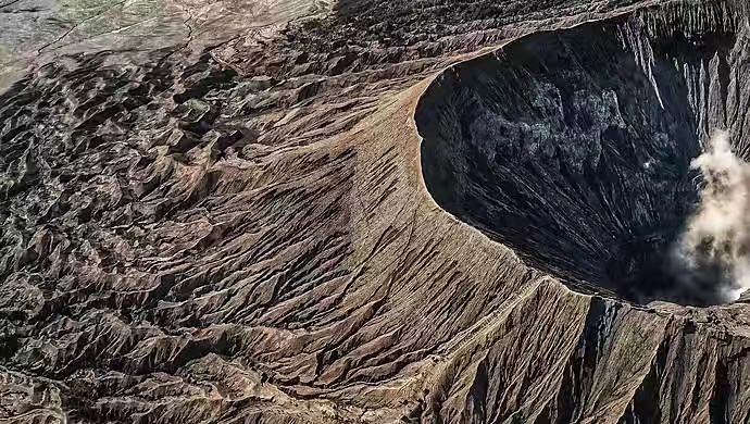 中国境内的十大火山 很多人都不知道 其实他们就住在超级火山旁边