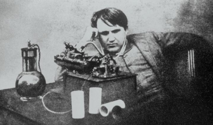 两位发明家的世纪之争，爱迪生直流电输给特斯拉交流电的原因