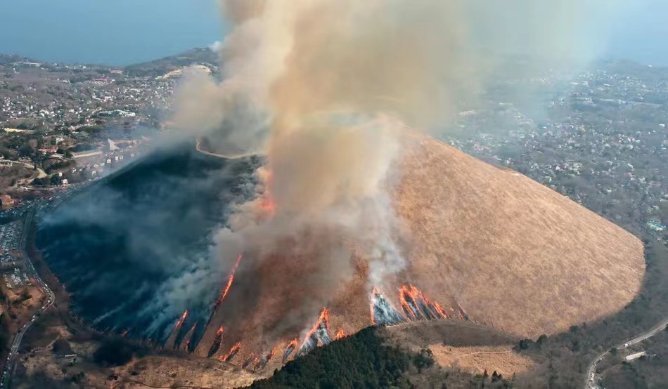 日本沿海区域发现7300年前形成的火山，一旦爆发将危及中国