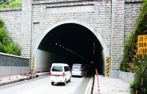 贵州的一个神秘隧道 居然能够让时间倒退 是真的吗？（时间倒流）
