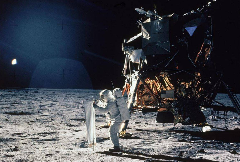 人类真正可以登上月球，还要等多少年的时间才行？（登月计划）
