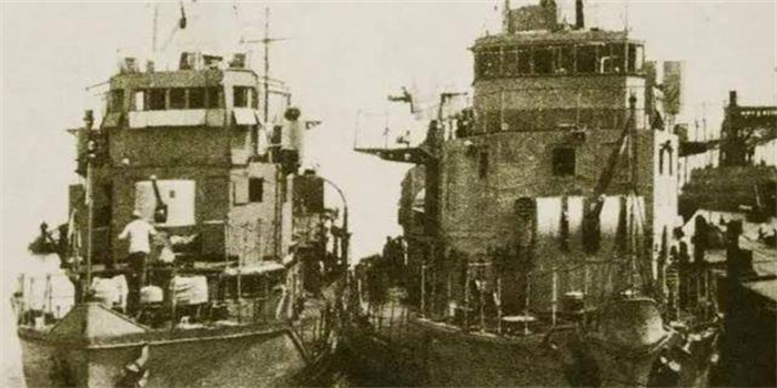 1949年我军击毁紫石英号，英国首相爱德礼：英国无法对敌5亿大国